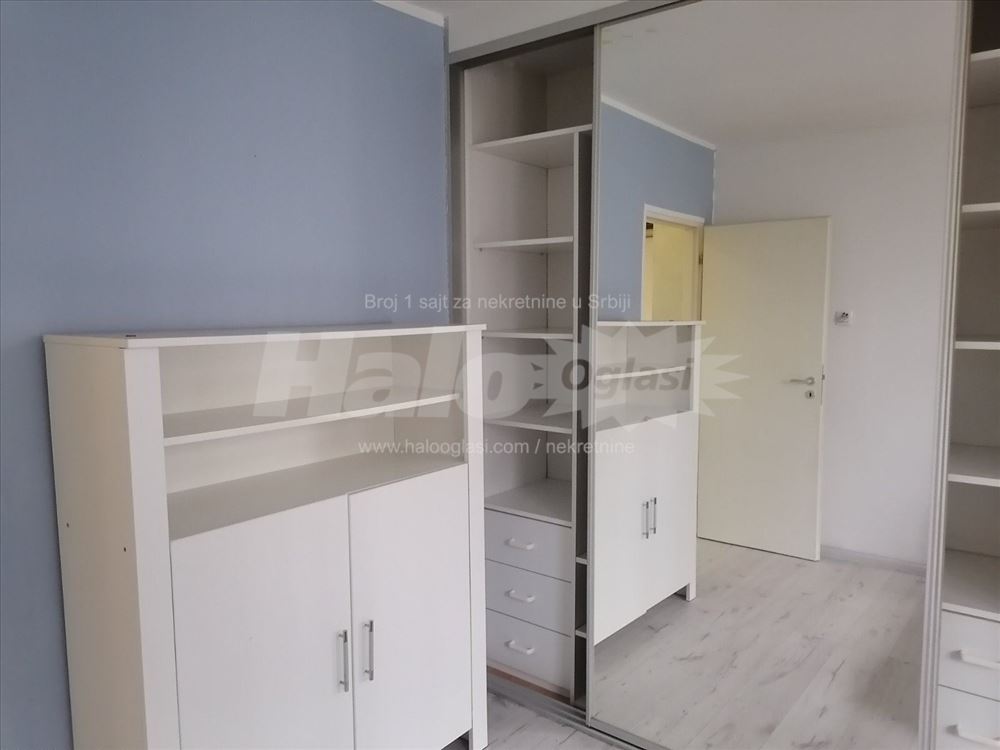 Odličan dvoiposoban stan u Medakoviću 3 — 6