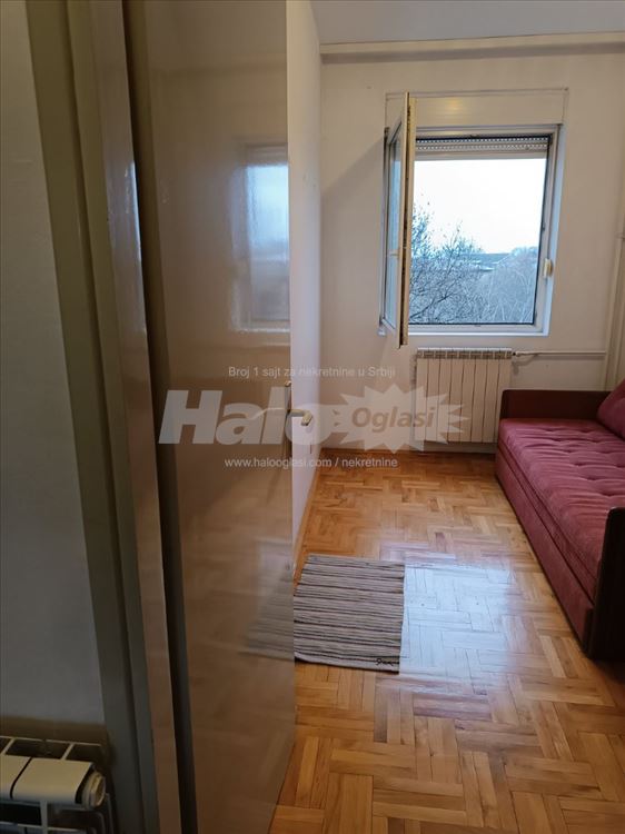 Odličan, jednoiposoban, superkomforan, sređen — 7