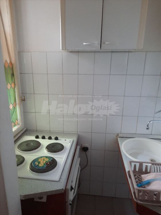 Odličan mali stan 1.5 , retko u ponudi — 5