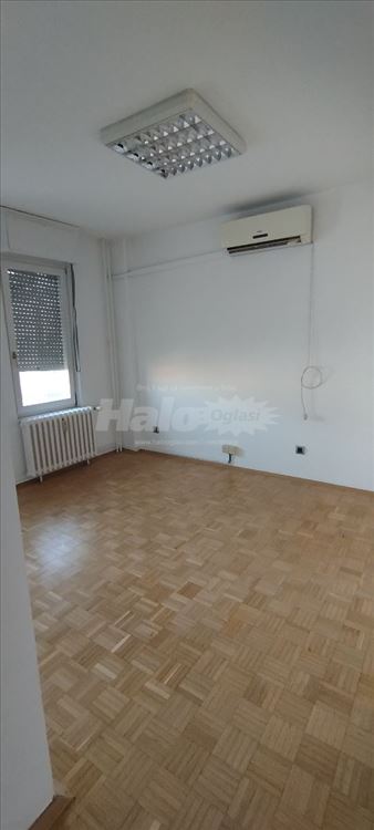 Odličan petosoban stan kod Arene — 13