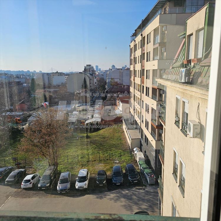Odličan polunamešten stan na Vračaru — 12