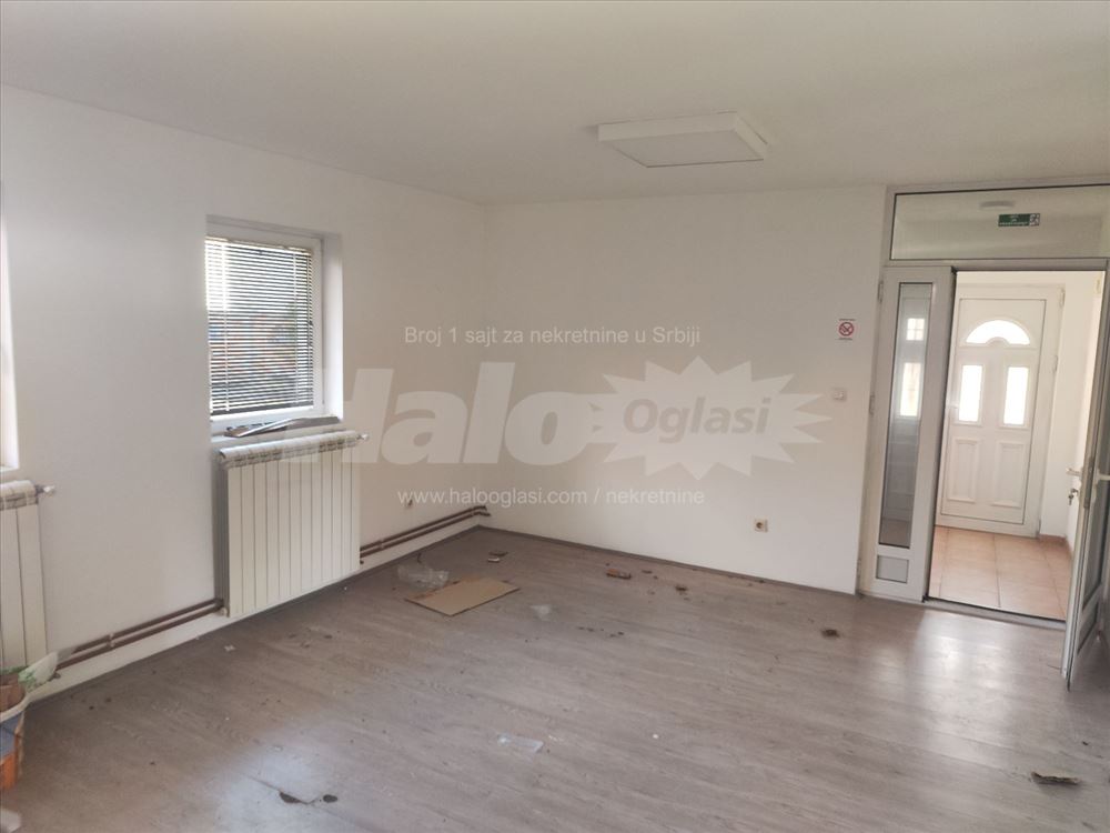 Odličan poslovni prostor na dobroj lokaciji! — 5