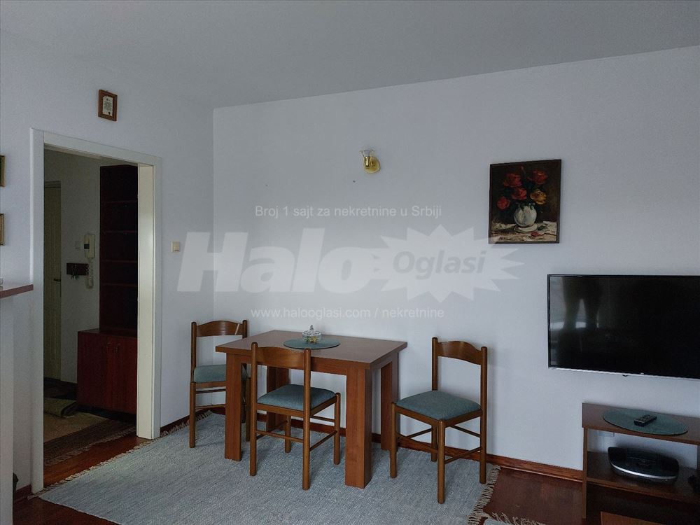 Odličan sa svim troškovima Dimitrija Tucovića — 7