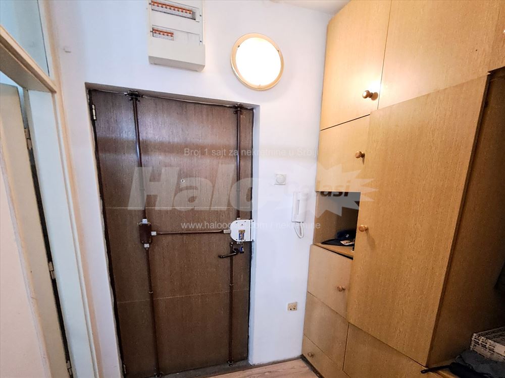 Odličan stan na super lokaciji – Vukov spomenik — 5