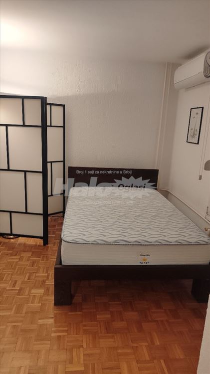Odličan stan u blizini Zemunskog keja — 8