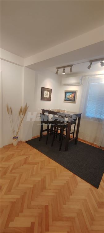 Odličan, svetao 2.0 porodični stan, renoviran — 6