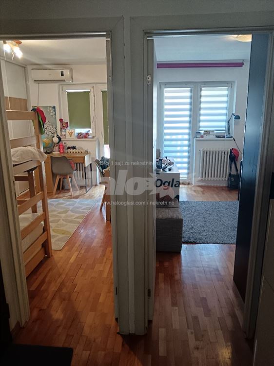 Odličan uknjižen stan na Banovom brdu — 15