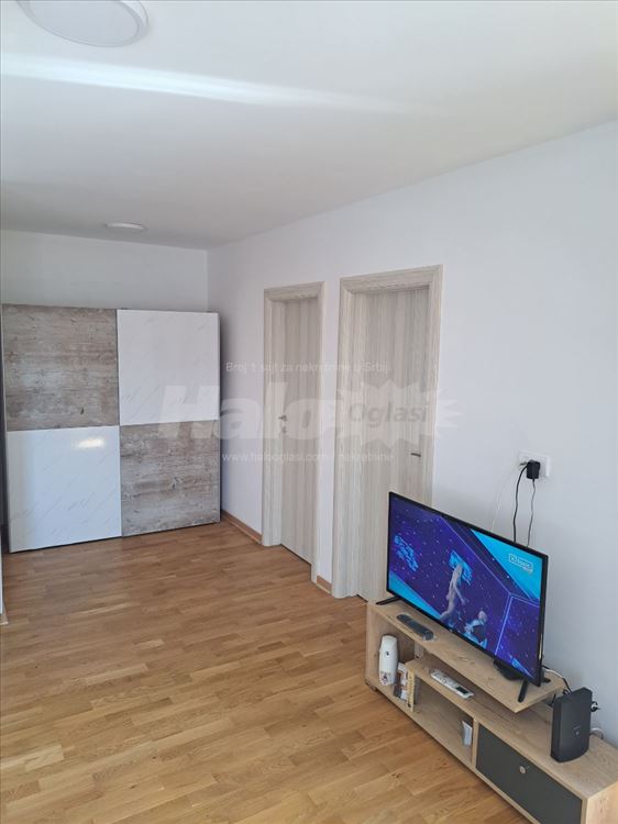 Odličana lokacija, 3.0 novogradnja sa P mestom — 6