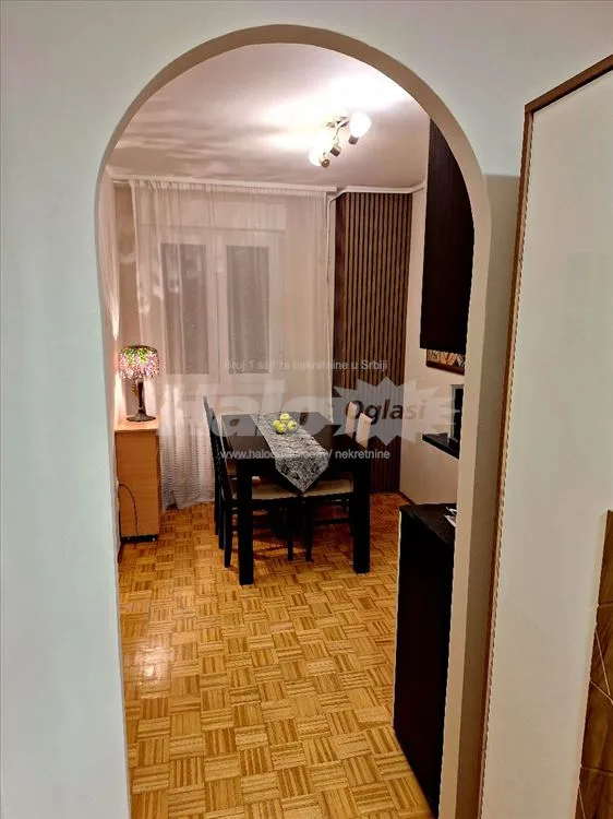 Odličan 2.0 stan, Blok 72, 63m2, adaptibilan u 2.5 — 6