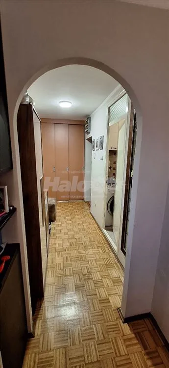 Odličan 2.0 stan, Blok 72, 63m2, adaptibilan u 2.5 — 10