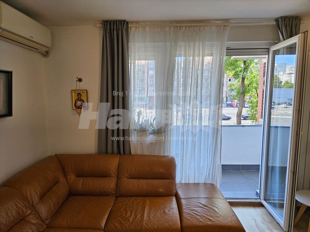Odlican, izuzetna lokacija i raspored, NBG, 61m2 — 2