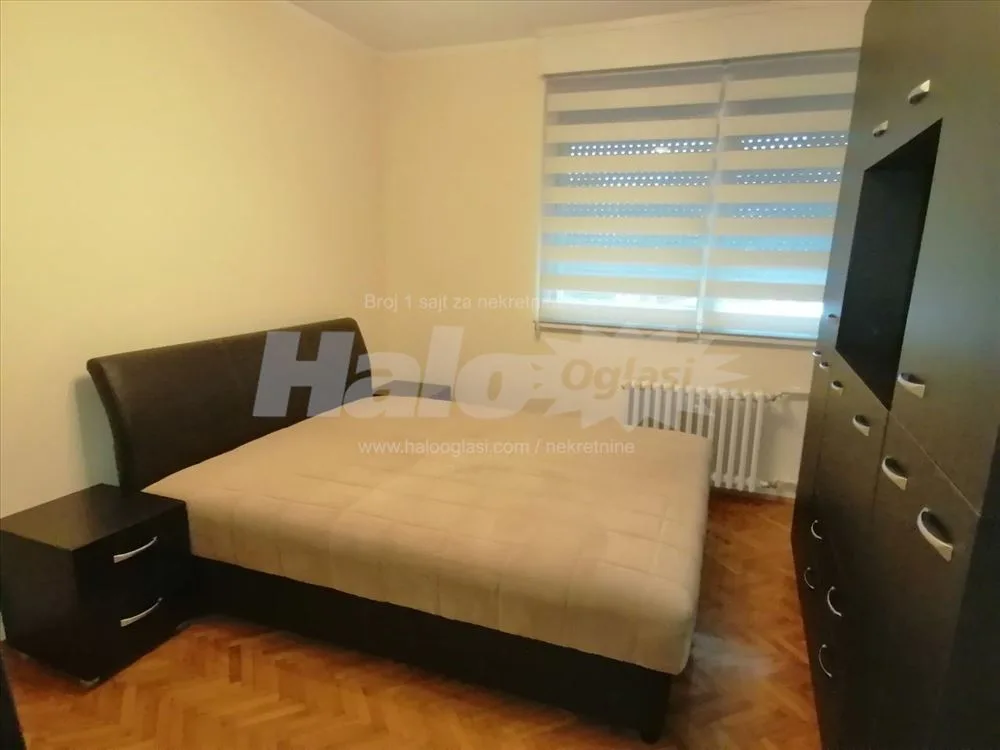 Odličan, renoviran stan na Kanarevom brdu — 13