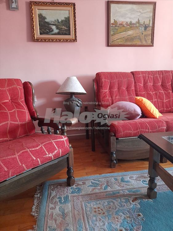 Odlican Stan Banovo Brdo Izdajem 63+t Namesten — 2