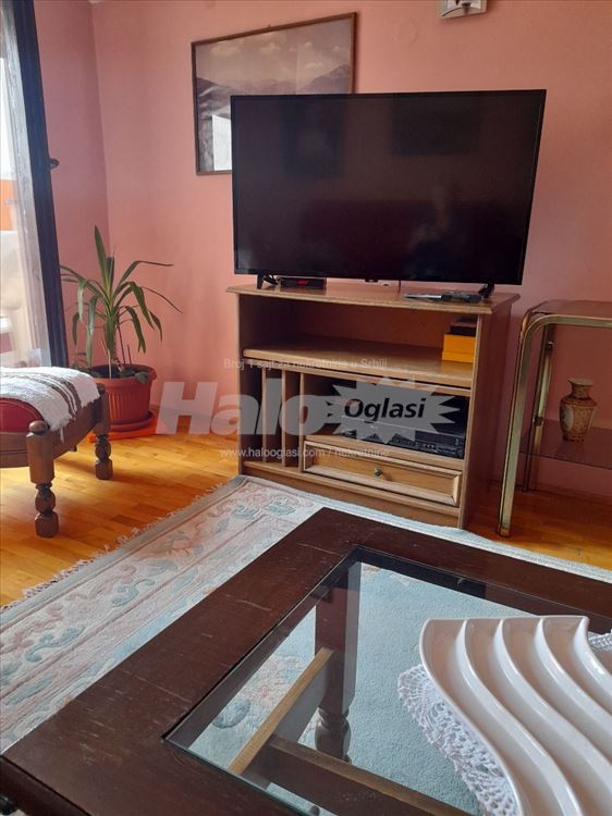 Odlican Stan Banovo Brdo Izdajem 63+t Namesten — 4