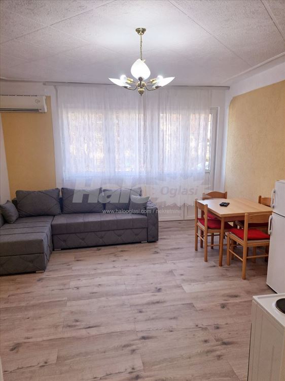 Odličan stan na Galenici — 11