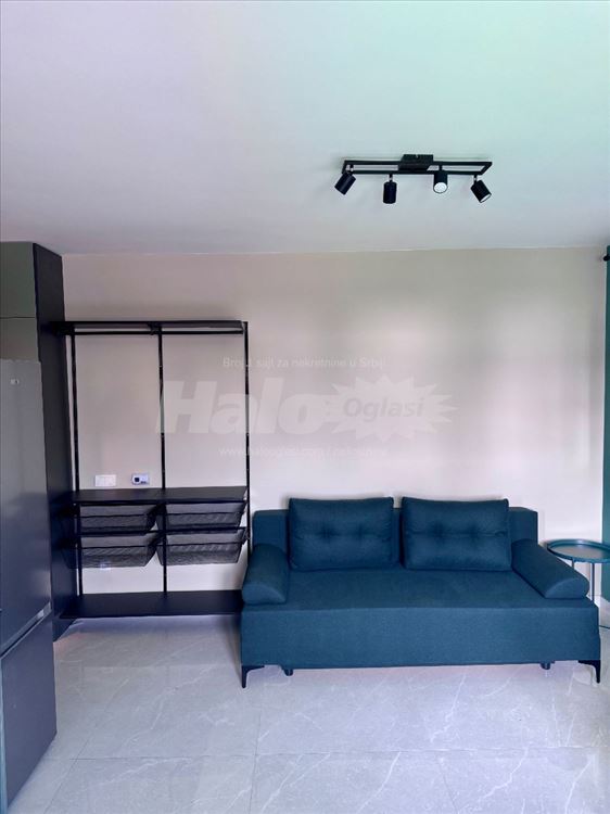 Odlicna investicija- Moderan i nov studio- 32m2 — 2