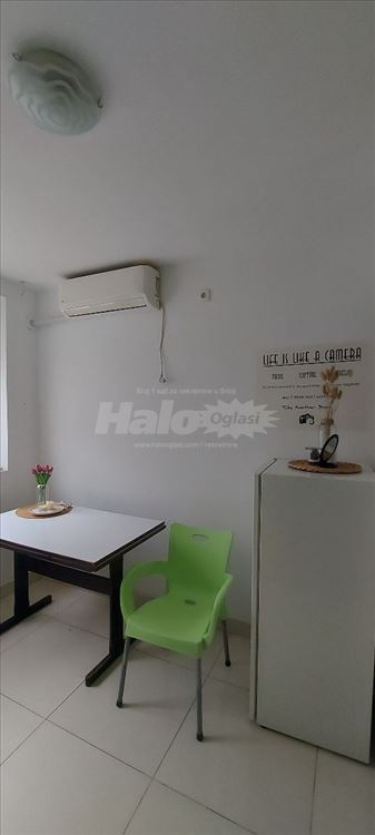 Odlična lokacija — 4