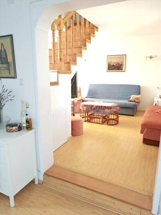 Odlična useljiva kuća 220 m2 — 12