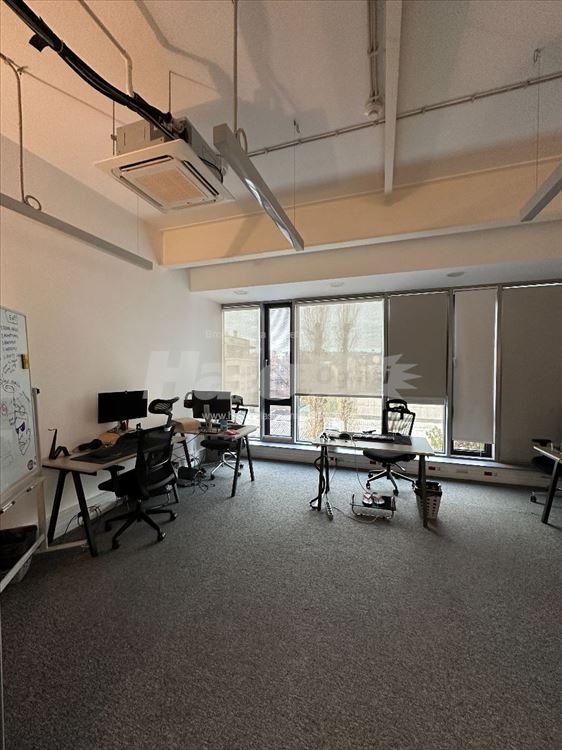Office for Rent in Belgrade — 241 sqm — 2