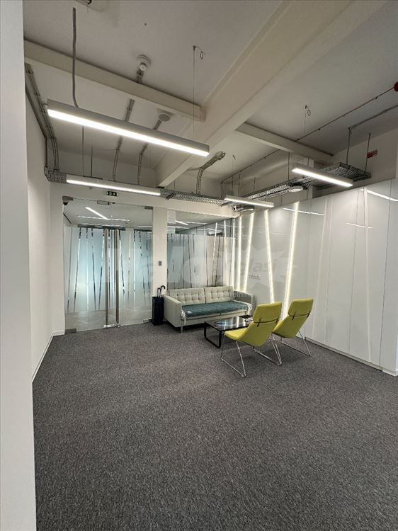 Office for Rent in Belgrade — 241 sqm — 6