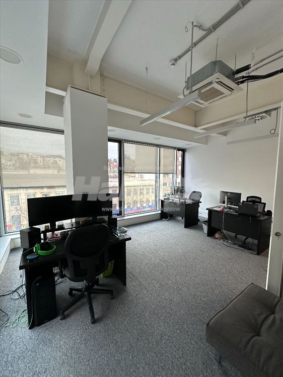 Office for Rent in Belgrade — 241 sqm — 12