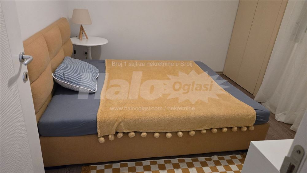 Opremljen moderan stan Altina — 8