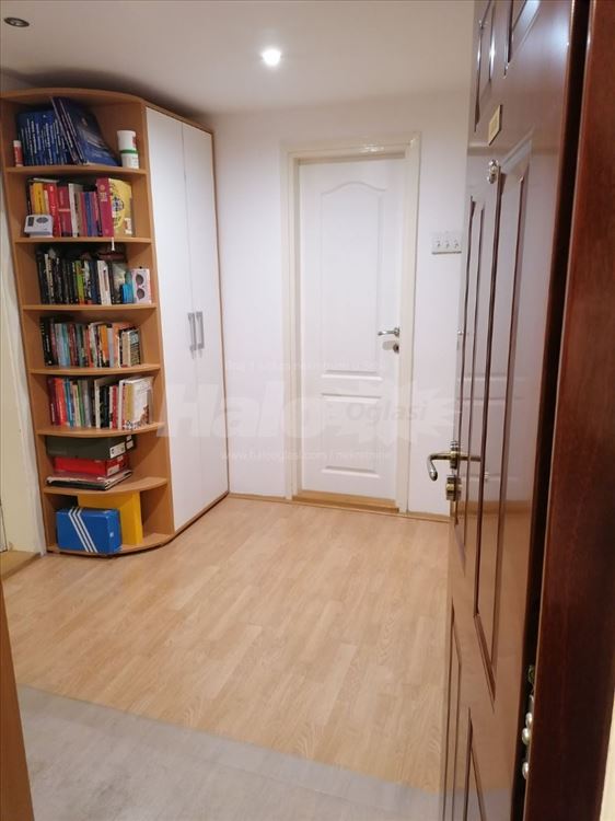 Opremljen stan za izdavanje u Kumodražu — 4