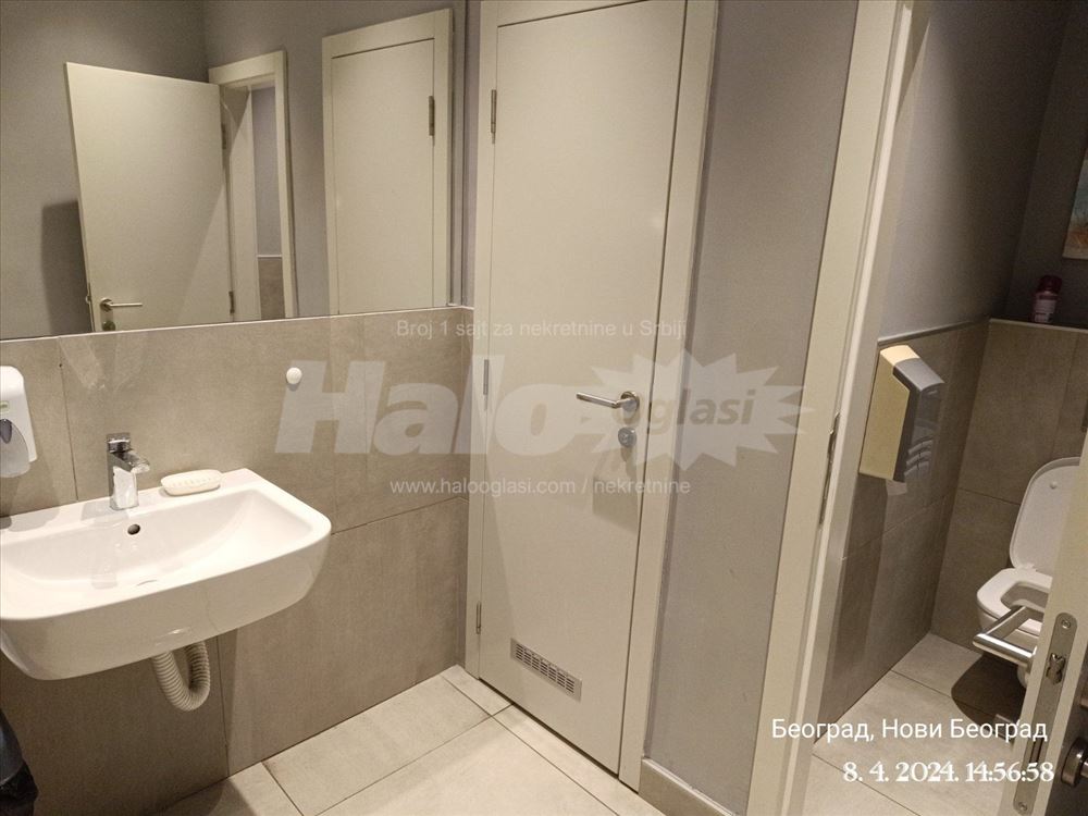 Opremljena kancelarija/Furnished office — 4