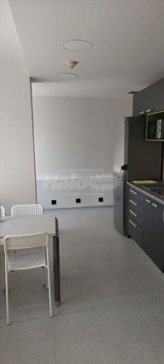 Opremljena kancelarija/Furnished office — 2