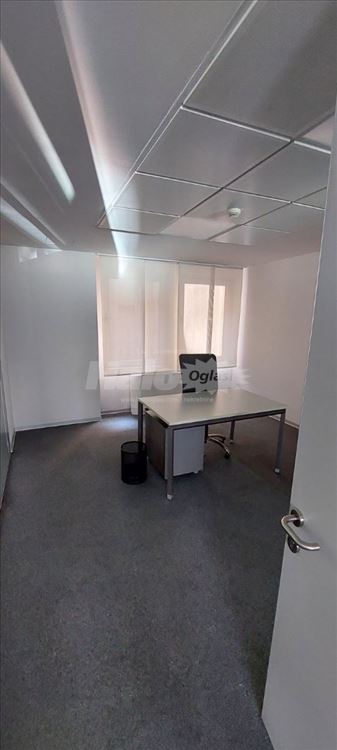 Opremljena kancelarija/Furnished office — 5