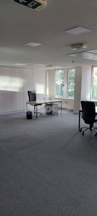 Opremljena kancelarija/Furnished office — 10