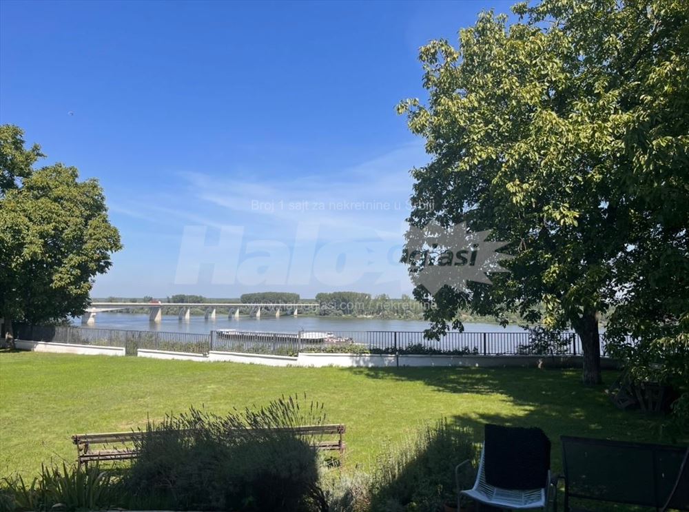 Panoramski pogled na Dunav- Pregrevica, Zemun — 5
