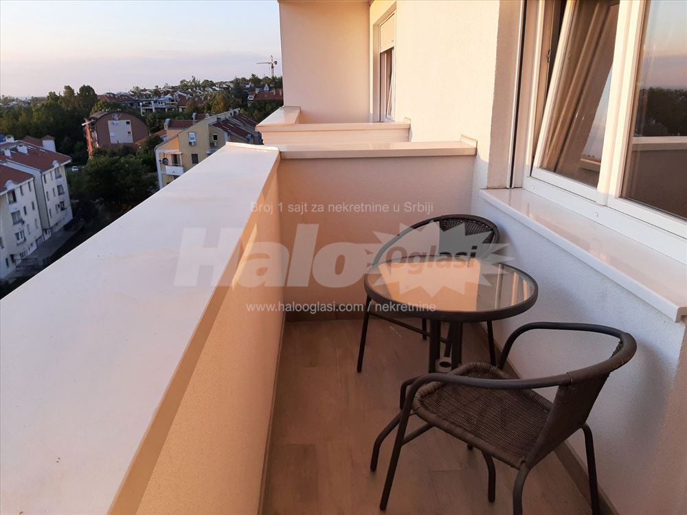 Parking - smart home - okretnica 25,27,79 - pogled — 8