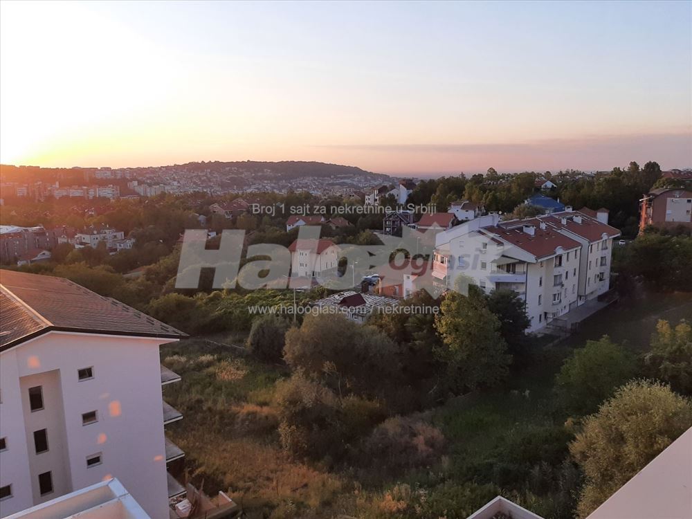 Parking - smart home - okretnica 25,27,79 - pogled — 9