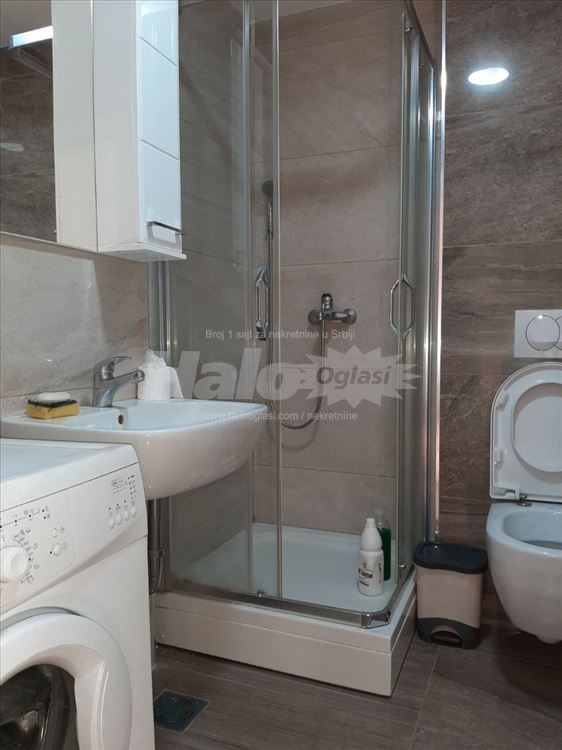 Parking - smart home - okretnica 25,27,79 - pogled — 11