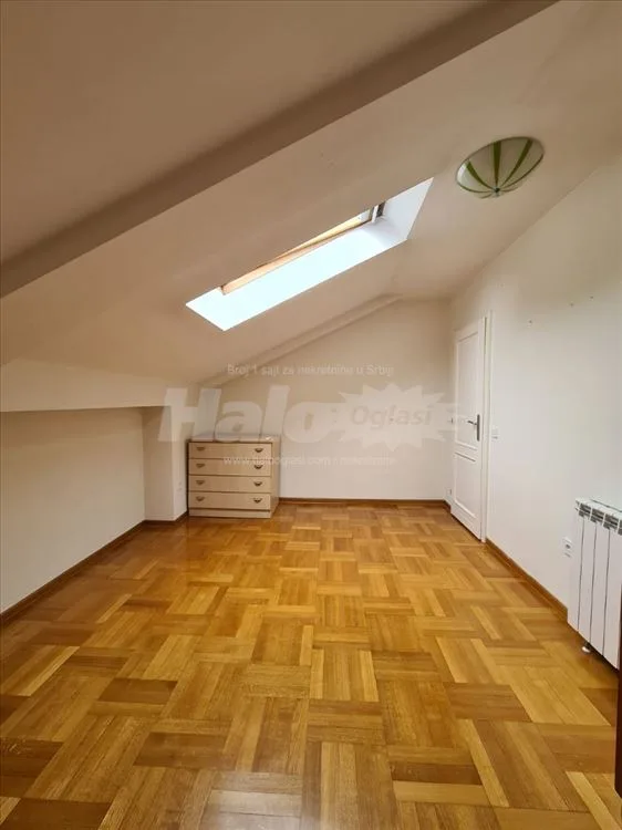 Penthouse 147m2 + attic 60m2, Dorcol — 2