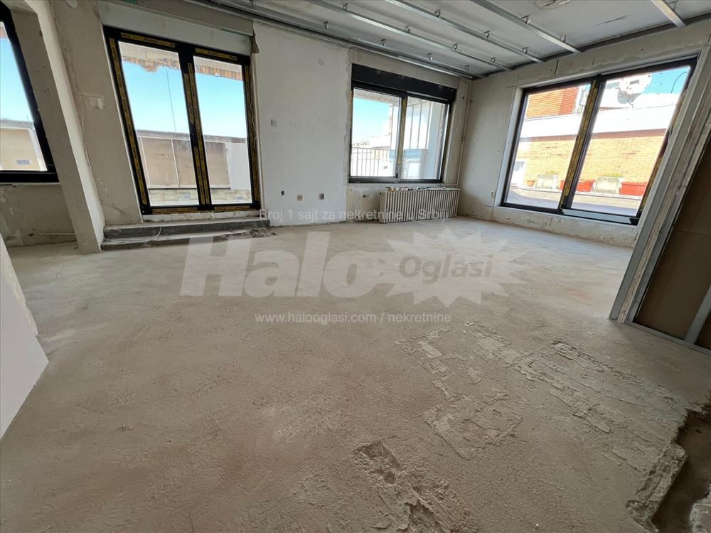 Penthouse, 5 od 5, 92+ terasa — 4