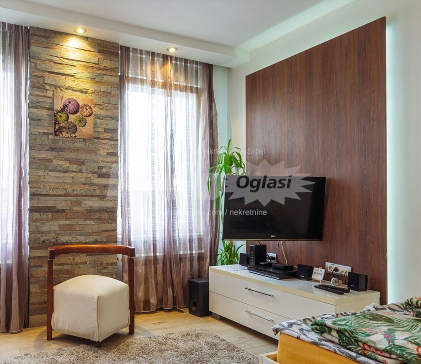 Penthouse sa terasom u centru Novog Beograda — 2
