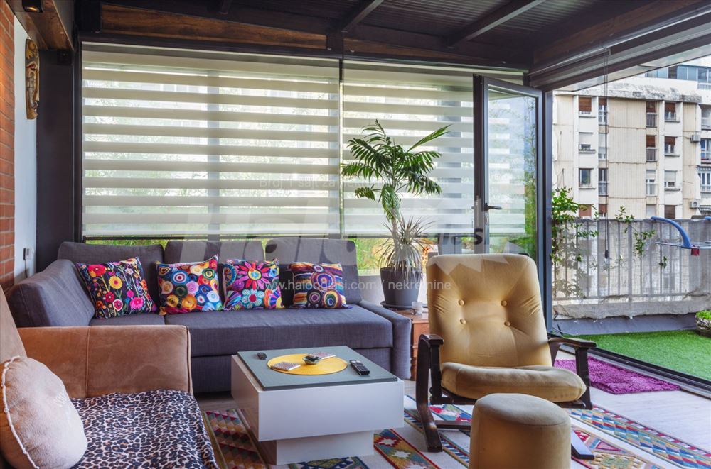 Penthouse sa terasom u centru Novog Beograda — 9