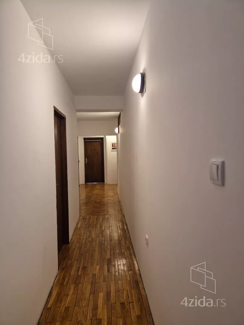 Petoiposoban stan na prodaju, Medakovićeva, 284.000€, 142m² — 13