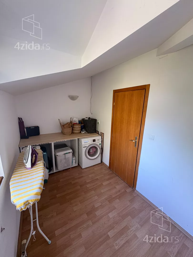 Petosoban stan na prodaju, Žike Mesarovića, 154.000€, 105m² — 3