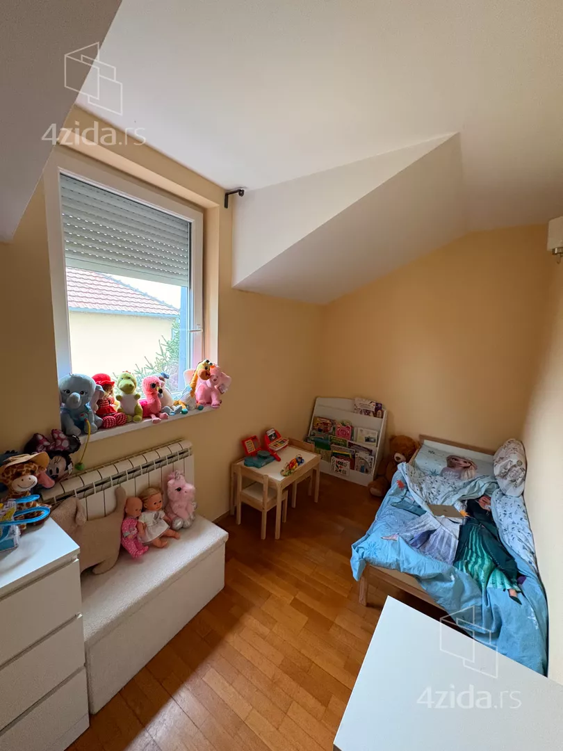 Petosoban stan na prodaju, Žike Mesarovića, 154.000€, 105m² — 4