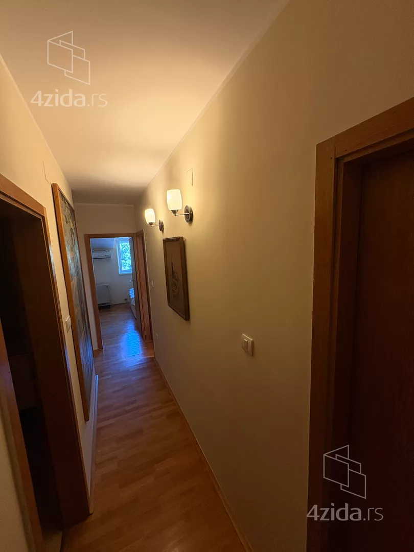 Petosoban stan na prodaju, Žike Mesarovića, 154.000€, 105m² — 5