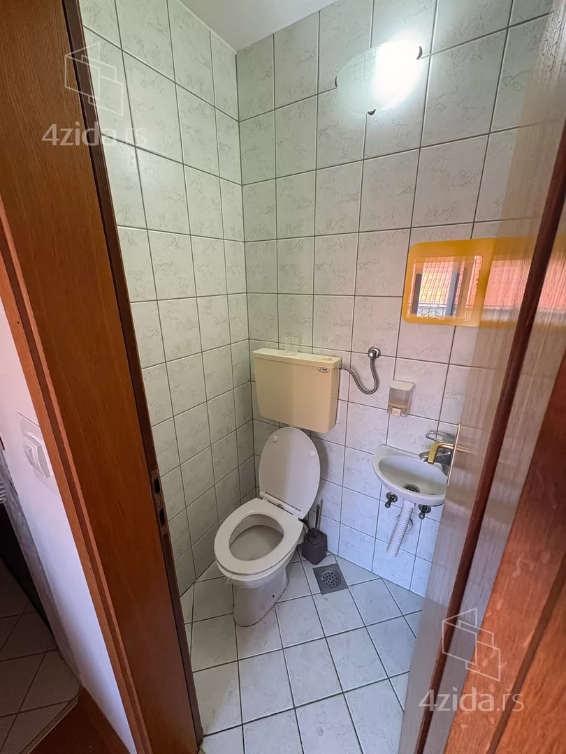 Petosoban stan na prodaju, Žike Mesarovića, 154.000€, 105m² — 9