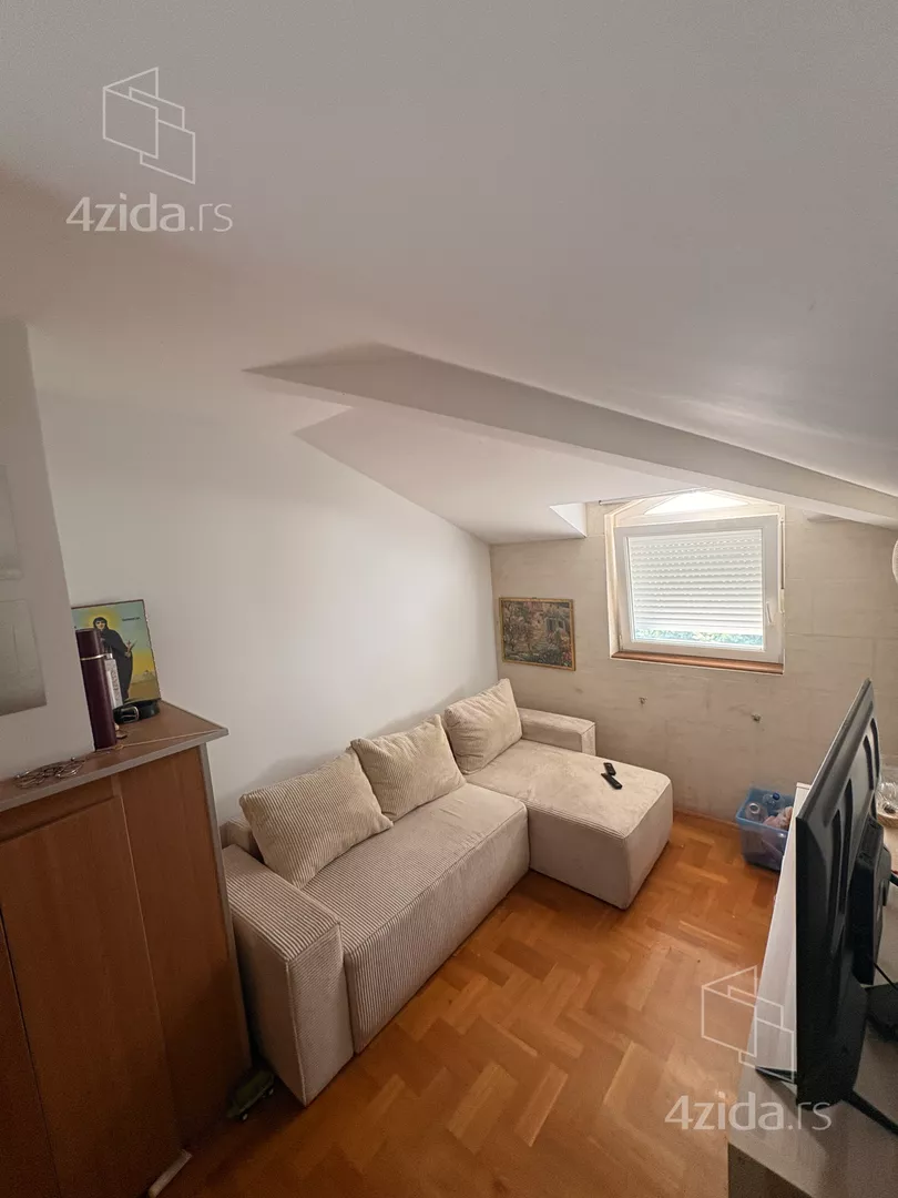 Petosoban stan na prodaju, Žike Mesarovića, 154.000€, 105m² — 13