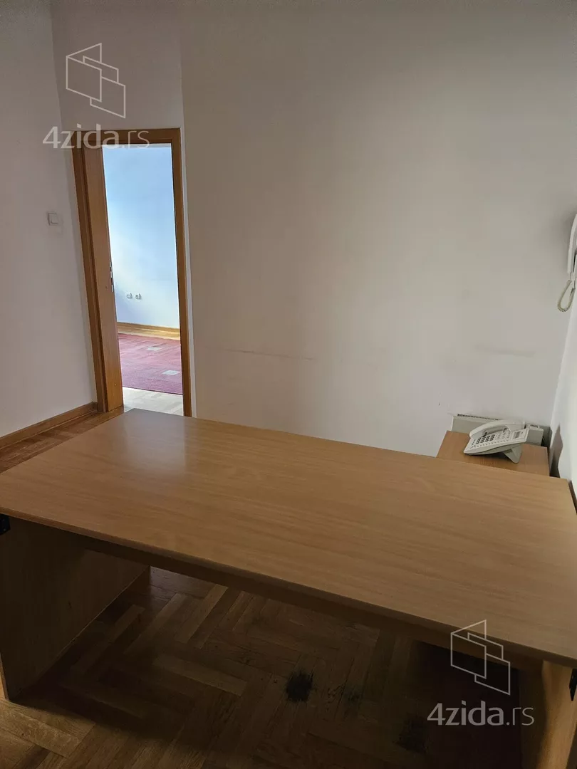 Petosoban stan za izdavanje, Ivankovačka 8, 1.750€, 136m² — 7