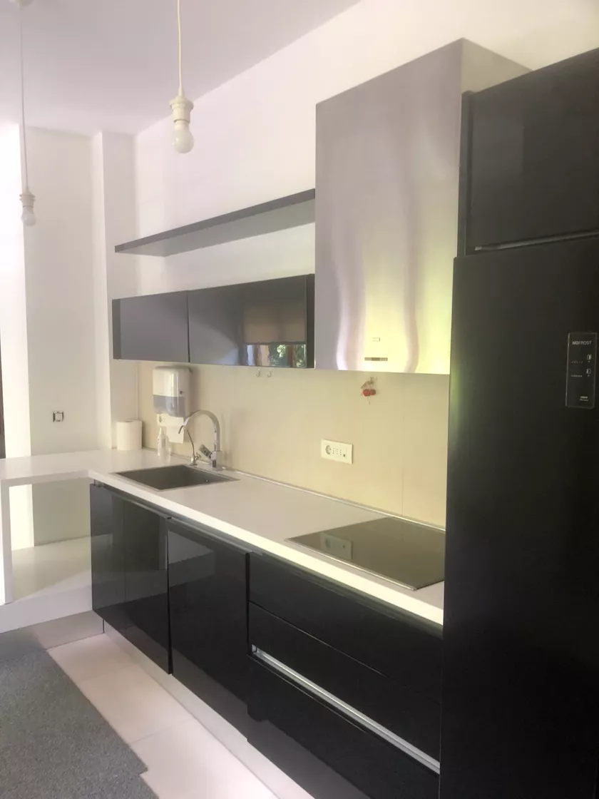 Petosoban stan za izdavanje, Velisava Vulovića 11, 1.500€, 180m² — 4