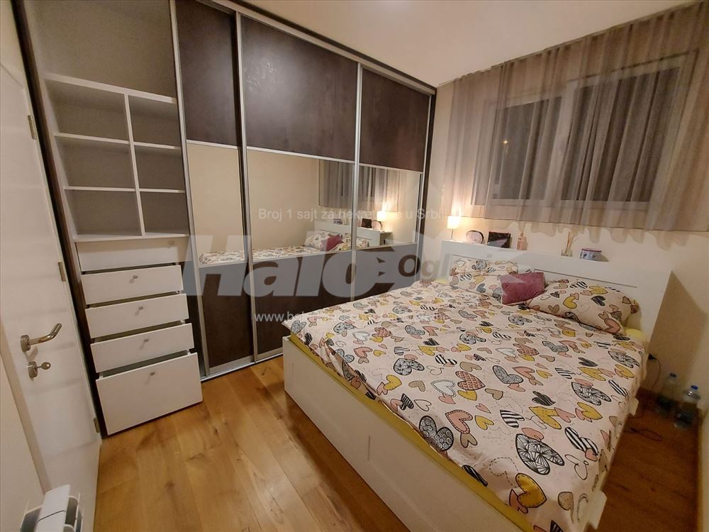 Petosobni stan u Višnjičkoj Banji — 11