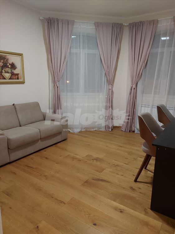 Petosobni stan u Višnjičkoj Banji — 15