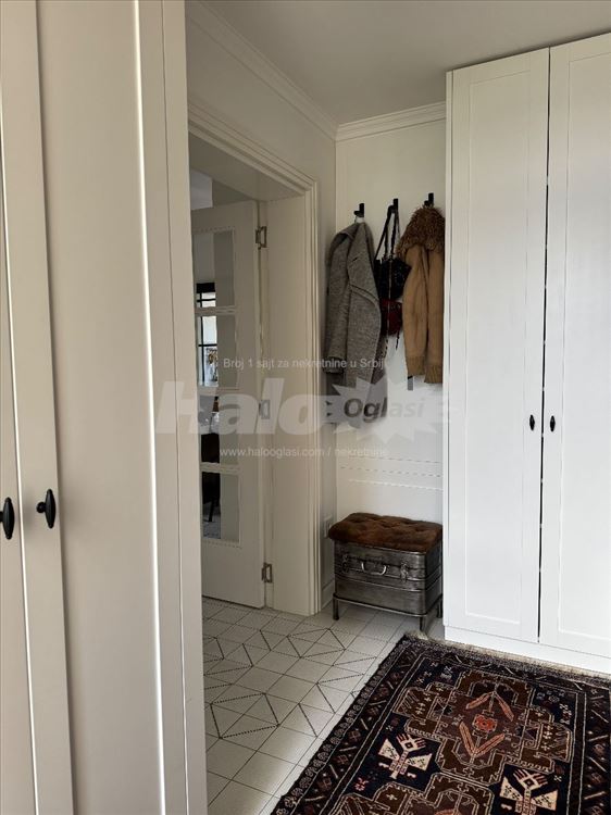 Pogled na grad/reku, terasa za uživanje, RENOVIRAN — 10